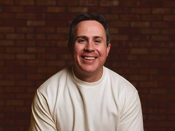 Led Varela (Spanish Performance)